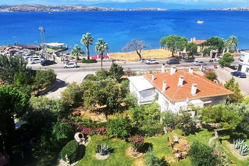 Deniz Ve Doga Ic Ice Tatil Sefa Camlik Villa ไอวาลิค ภายนอก รูปภาพ